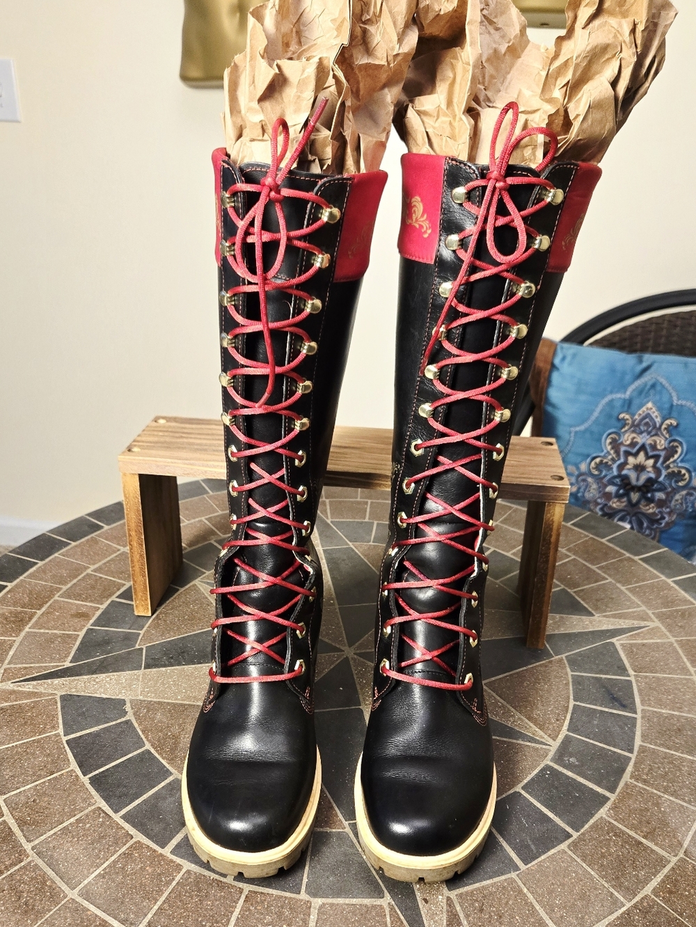 Timberland Lugged Sole Lace-Up Tall Boots Gold Accents - Picture 4 of 13